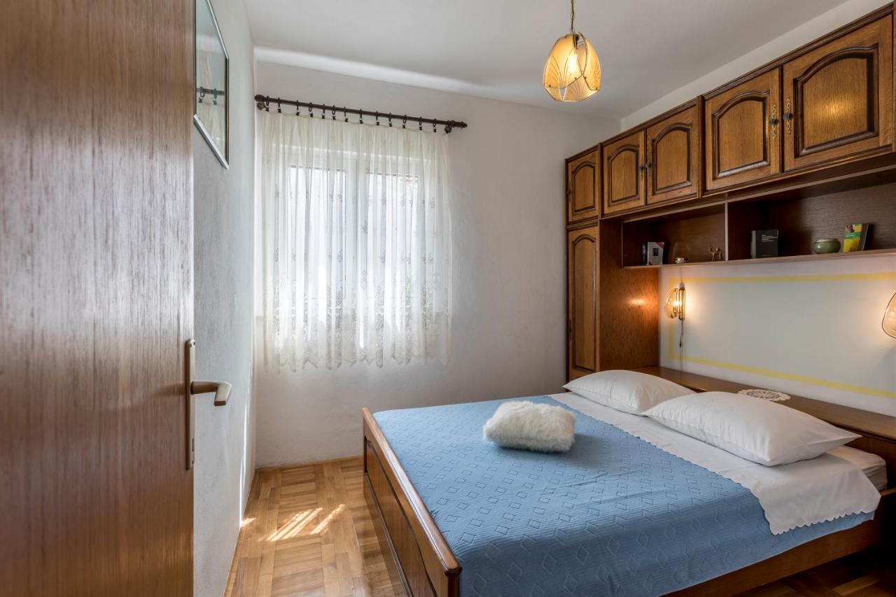 Apartmani Prkacin Трогир Экстерьер фото